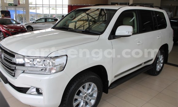 Acheter Occasion Voiture Toyota Land Cruiser Blanc à Mbabane, Manzini Acheter Occasion Voiture Toyota Land Cruiser Blanc à Mbabane, Manzini