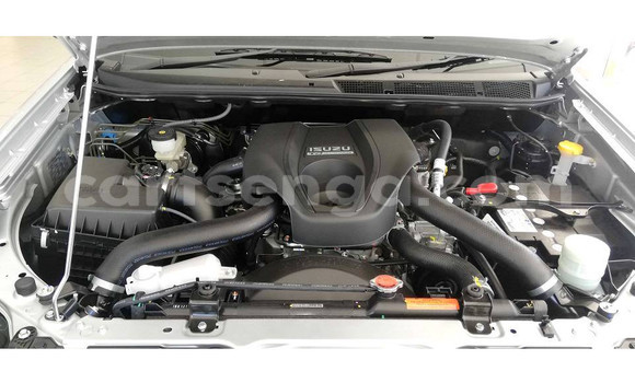 Buy Used Isuzu D–MAX Silver Car in Ezulwini in Hhohho Buy Used Isuzu D–MAX Silver Car in Ezulwini in Hhohho