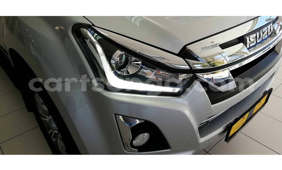 Buy Used Isuzu D–MAX Silver Car in Ezulwini in Hhohho Buy Used Isuzu D–MAX Silver Car in Ezulwini in Hhohho