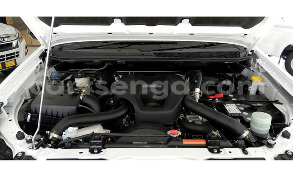 Acheter Occasion Voiture Isuzu D–MAX Blanc à Ezulwini, Hhohho Acheter Occasion Voiture Isuzu D–MAX Blanc à Ezulwini, Hhohho