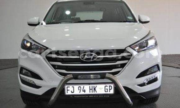 Buy Used Hyundai Tucson White Car in Ezulwini in Hhohho Buy Used Hyundai Tucson White Car in Ezulwini in Hhohho