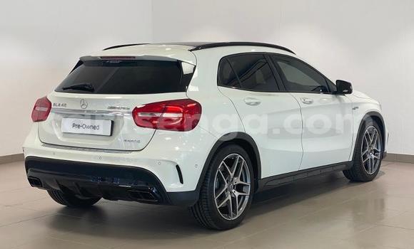 Nunua Ilio tumika Mercedes‒Benz GLA-klasse AMG White Gari ndani ya Ezulwini nchini Hhohho Nunua Ilio tumika Mercedes‒Benz GLA-klasse AMG White Gari ndani ya Ezulwini nchini Hhohho