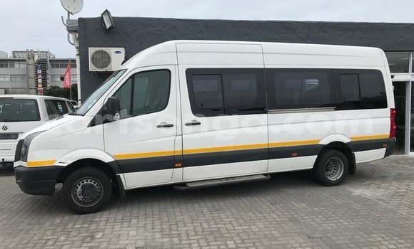 Buy Used Volkswagen Transporter White Car in Big Bend in Lubombo Buy Used Volkswagen Transporter White Car in Big Bend in Lubombo