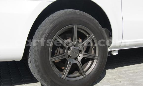 Buy Used Mercedes‒Benz Vito White Car in Ezulwini in Hhohho Buy Used Mercedes‒Benz Vito White Car in Ezulwini in Hhohho