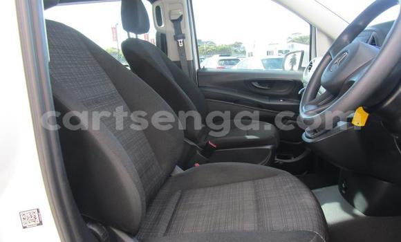 Buy Used Mercedes‒Benz Vito White Car in Ezulwini in Hhohho Buy Used Mercedes‒Benz Vito White Car in Ezulwini in Hhohho