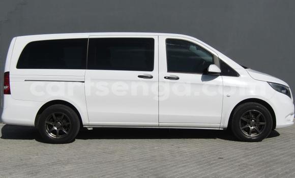 Buy Used Mercedes‒Benz Vito White Car in Ezulwini in Hhohho Buy Used Mercedes‒Benz Vito White Car in Ezulwini in Hhohho
