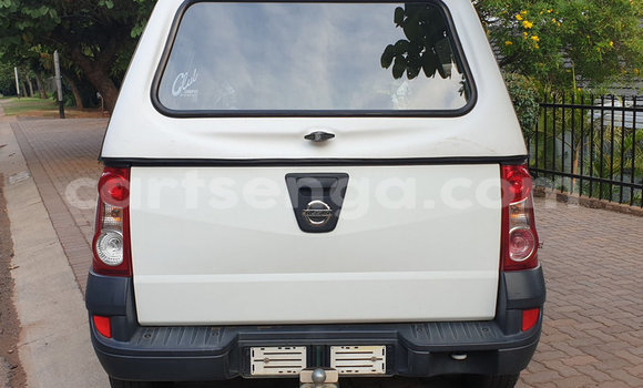 Buy Used Nissan NP 300 White Car in Mbabane in Manzini Buy Used Nissan NP 300 White Car in Mbabane in Manzini