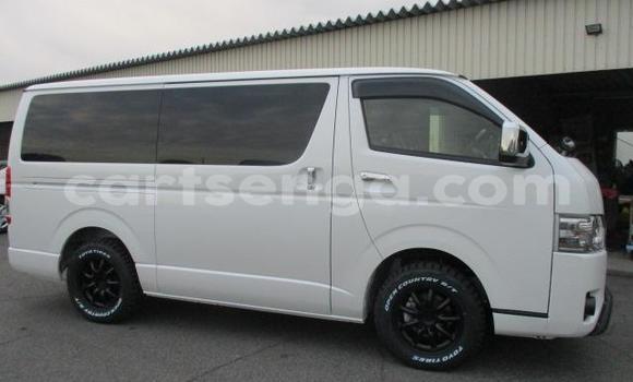 Acheter Occasion Voiture Toyota Hiace Blanc à Big Bend, Lubombo District Acheter Occasion Voiture Toyota Hiace Blanc à Big Bend, Lubombo District