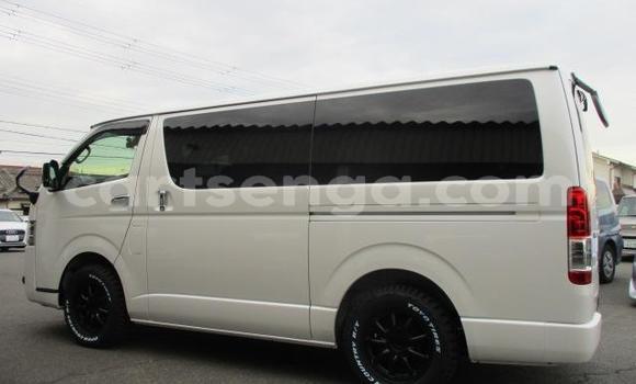 Acheter Occasion Voiture Toyota Hiace Blanc à Big Bend, Lubombo District Acheter Occasion Voiture Toyota Hiace Blanc à Big Bend, Lubombo District