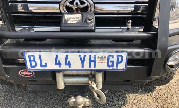 Buy Used Toyota Land Cruiser White Car in Mbabane in Manzini Buy Used Toyota Land Cruiser White Car in Mbabane in Manzini