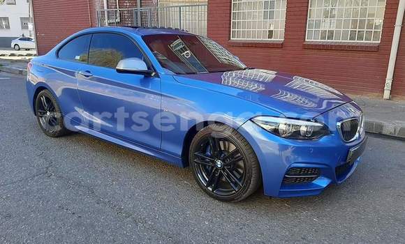 Nunua Ilio tumika BMW 2-Series Blue Gari ndani ya Mbabane nchini Manzini Nunua Ilio tumika BMW 2-Series Blue Gari ndani ya Mbabane nchini Manzini