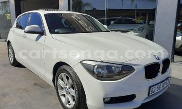 Nunua Ilio tumika BMW 1–Series White Gari ndani ya Manzini nchini Manzini Nunua Ilio tumika BMW 1–Series White Gari ndani ya Manzini nchini Manzini