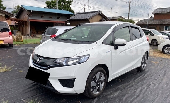 Buy Used Honda FIT White Car in Manzini in Manzini Buy Used Honda FIT White Car in Manzini in Manzini
