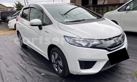Buy Used Honda FIT White Car in Manzini in Manzini Buy Used Honda FIT White Car in Manzini in Manzini