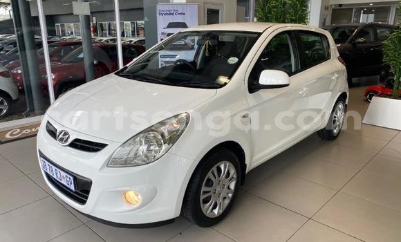 Acheter Occasion Voiture Hyundai i20 Blanc à Manzini, Manzini Acheter Occasion Voiture Hyundai i20 Blanc à Manzini, Manzini