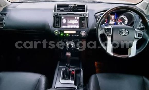 Buy Used Toyota Land Cruiser Prado White Car in Bhunya in Manzini Buy Used Toyota Land Cruiser Prado White Car in Bhunya in Manzini