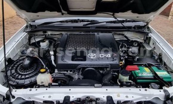 Buy Used Toyota Hilux White Car in Big Bend in Lubombo District Buy Used Toyota Hilux White Car in Big Bend in Lubombo District
