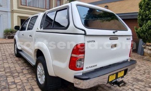 Buy Used Toyota Hilux White Car in Big Bend in Lubombo District Buy Used Toyota Hilux White Car in Big Bend in Lubombo District