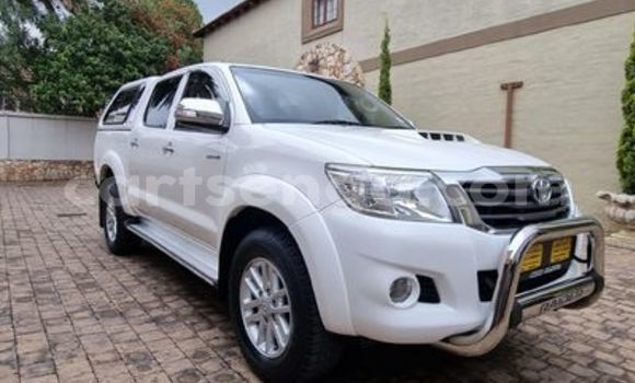 Buy Used Toyota Hilux White Car in Big Bend in Lubombo District Buy Used Toyota Hilux White Car in Big Bend in Lubombo District