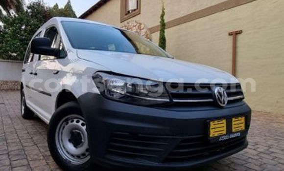 Acheter Occasion Voiture Volkswagen Caddy Blanc à Bulembu, Hhohho Acheter Occasion Voiture Volkswagen Caddy Blanc à Bulembu, Hhohho