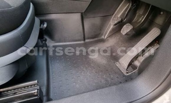 Acheter Occasion Voiture Volkswagen Caddy Blanc à Bulembu, Hhohho Acheter Occasion Voiture Volkswagen Caddy Blanc à Bulembu, Hhohho