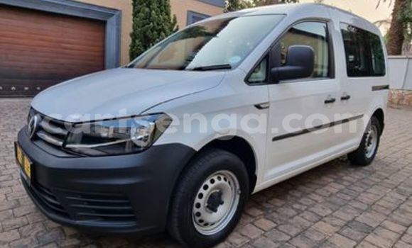 Acheter Occasion Voiture Volkswagen Caddy Blanc à Bulembu, Hhohho Acheter Occasion Voiture Volkswagen Caddy Blanc à Bulembu, Hhohho