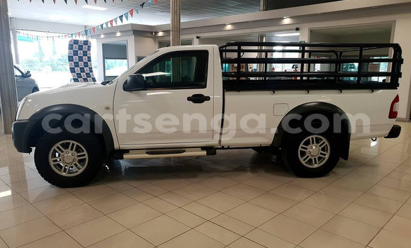 Acheter Occasion Voiture Isuzu KB Blanc à Big Bend, Lubombo District Acheter Occasion Voiture Isuzu KB Blanc à Big Bend, Lubombo District
