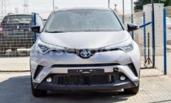 Acheter Import Voiture Toyota C-HR Autre à Import - Dubai, Hhohho Acheter Import Voiture Toyota C-HR Autre à Import - Dubai, Hhohho