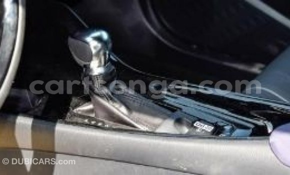 Acheter Import Voiture Toyota C-HR Autre à Import - Dubai, Hhohho Acheter Import Voiture Toyota C-HR Autre à Import - Dubai, Hhohho