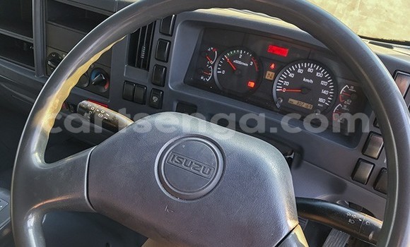 Nunua Ilio tumika Isuzu TF (Pickup) White Gari ndani ya Ezulwini nchini Hhohho Nunua Ilio tumika Isuzu TF (Pickup) White Gari ndani ya Ezulwini nchini Hhohho