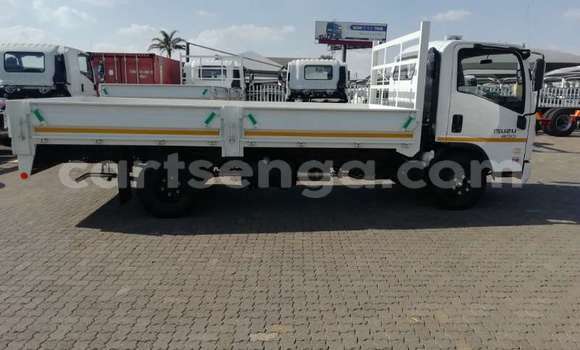 Nunua Ilio tumika Isuzu TF (Pickup) White Gari ndani ya Ezulwini nchini Hhohho Nunua Ilio tumika Isuzu TF (Pickup) White Gari ndani ya Ezulwini nchini Hhohho