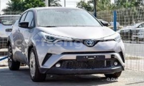Acheter Import Voiture Toyota C-HR Autre à Import - Dubai, Hhohho Acheter Import Voiture Toyota C-HR Autre à Import - Dubai, Hhohho