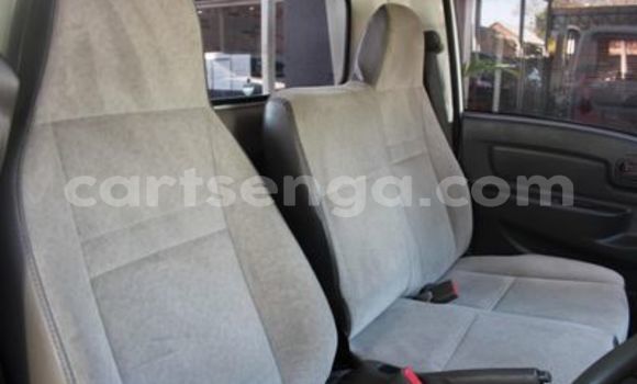 Nunua Ilio tumika Hyundai H1 White Gari ndani ya Ezulwini nchini Hhohho Nunua Ilio tumika Hyundai H1 White Gari ndani ya Ezulwini nchini Hhohho