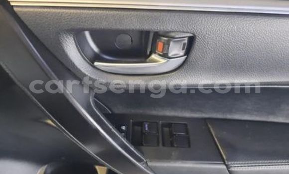 Buy Used Toyota Corolla White Car in Ezulwini in Hhohho Buy Used Toyota Corolla White Car in Ezulwini in Hhohho