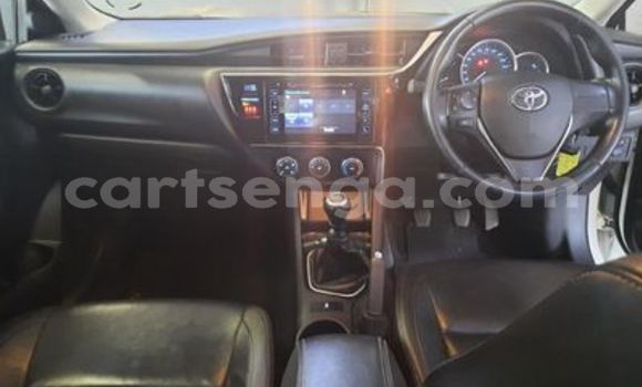 Buy Used Toyota Corolla White Car in Ezulwini in Hhohho Buy Used Toyota Corolla White Car in Ezulwini in Hhohho