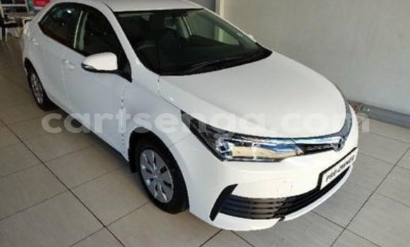 Nunua Ilio tumika Toyota Corolla White Gari ndani ya Ezulwini nchini Hhohho