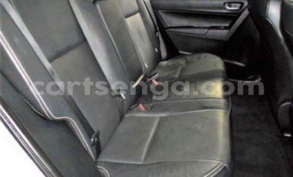 Acheter Occasion Voiture Toyota Corolla Blanc à Ezulwini, Hhohho Acheter Occasion Voiture Toyota Corolla Blanc à Ezulwini, Hhohho