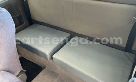 Buy Used Toyota Hilux White Car in Ezulwini in Hhohho Buy Used Toyota Hilux White Car in Ezulwini in Hhohho