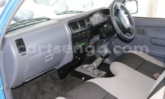 Acheter Occasion Voiture Toyota Hilux Bleu à Ezulwini, Hhohho Acheter Occasion Voiture Toyota Hilux Bleu à Ezulwini, Hhohho