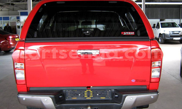 Nunua Ilio tumika Isuzu KB Red Gari ndani ya Ezulwini nchini Hhohho Nunua Ilio tumika Isuzu KB Red Gari ndani ya Ezulwini nchini Hhohho