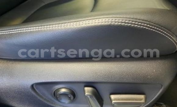 Nunua Ilio tumika Toyota RAV4 White Gari ndani ya Ezulwini nchini Hhohho Nunua Ilio tumika Toyota RAV4 White Gari ndani ya Ezulwini nchini Hhohho