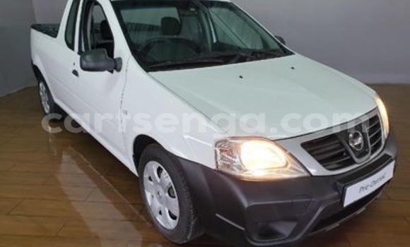 Nunua Ilio tumika Nissan NV200 White Gari ndani ya Ezulwini nchini Hhohho Nunua Ilio tumika Nissan NV200 White Gari ndani ya Ezulwini nchini Hhohho