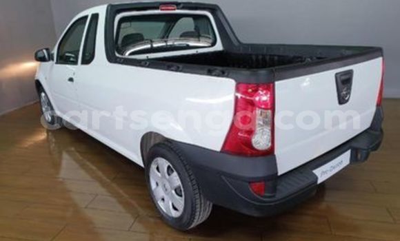 Nunua Ilio tumika Nissan NV200 White Gari ndani ya Ezulwini nchini Hhohho Nunua Ilio tumika Nissan NV200 White Gari ndani ya Ezulwini nchini Hhohho