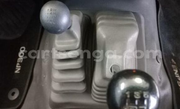 Acheter Occasion Voiture Nissan Hardbody Blanc à Ezulwini, Hhohho Acheter Occasion Voiture Nissan Hardbody Blanc à Ezulwini, Hhohho