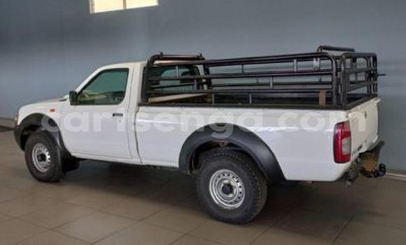 Acheter Occasion Voiture Nissan Hardbody Blanc à Ezulwini, Hhohho Acheter Occasion Voiture Nissan Hardbody Blanc à Ezulwini, Hhohho