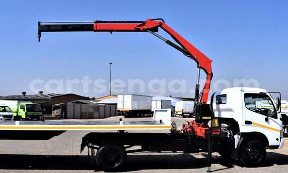 Buy Used Toyota Dyna White Car in Ezulwini in Hhohho Buy Used Toyota Dyna White Car in Ezulwini in Hhohho