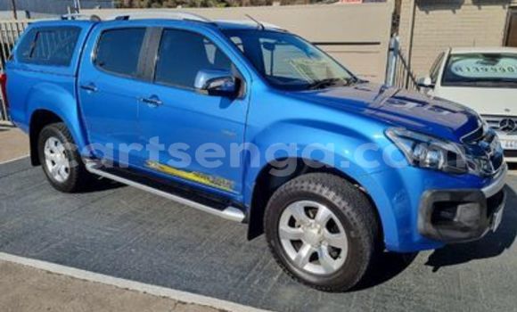 Buy Used Isuzu KB Blue Car in Ezulwini in Hhohho Buy Used Isuzu KB Blue Car in Ezulwini in Hhohho