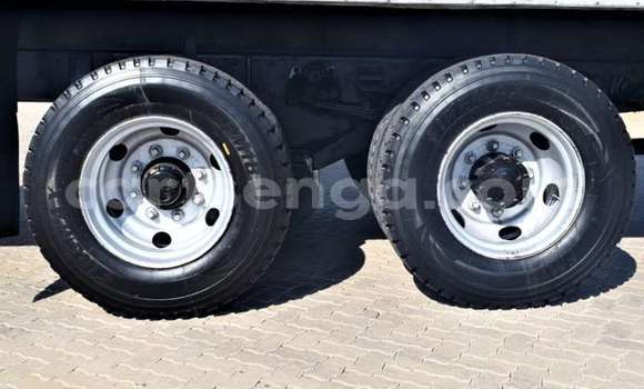 Buy Used Nissan Urvan White Car in Ezulwini in Hhohho Buy Used Nissan Urvan White Car in Ezulwini in Hhohho