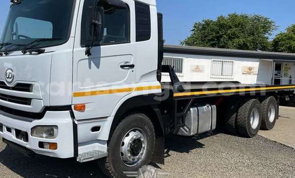 Nunua Ilio tumika UAZ Pickup White Gari ndani ya Ezulwini nchini Hhohho Nunua Ilio tumika UAZ Pickup White Gari ndani ya Ezulwini nchini Hhohho