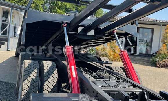 Nunua Ilio tumika UAZ Pickup White Gari ndani ya Ezulwini nchini Hhohho Nunua Ilio tumika UAZ Pickup White Gari ndani ya Ezulwini nchini Hhohho